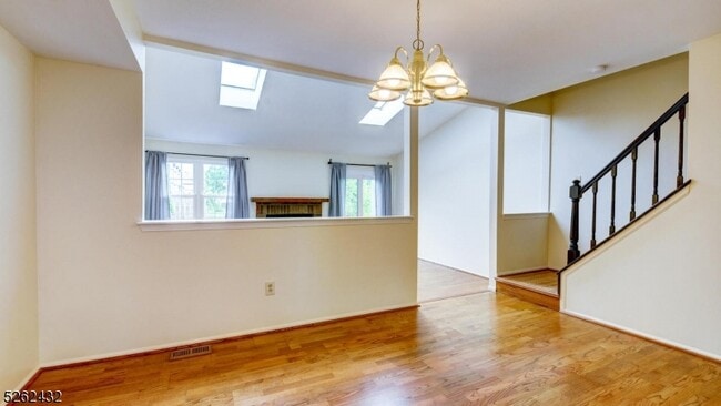 Building Photo - 70 Bayberry Dr