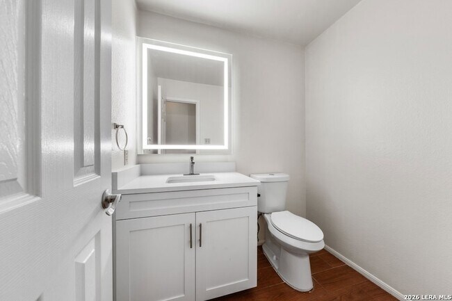 Building Photo - 1207 Canyon Parke Dr