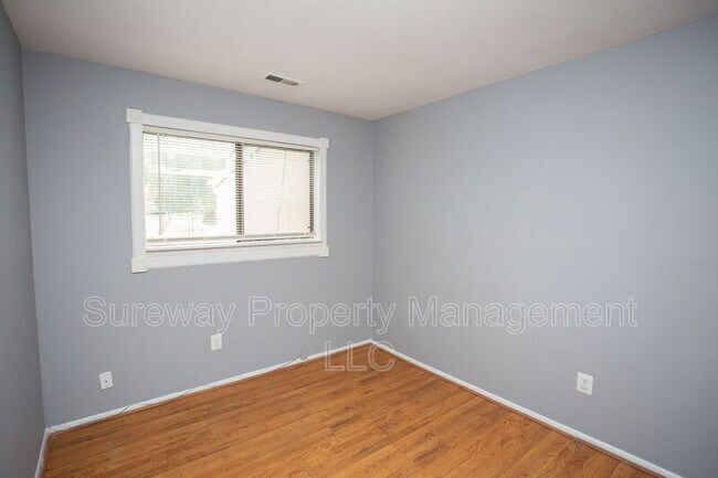 Building Photo - 22 Hamal Ct