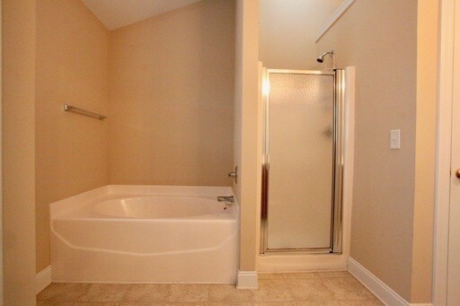 Building Photo - Hard to find Rental in Bonterra!!!