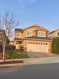 Building Photo - Spacious 3 Bedroom 2.5 Bathroom Home in Lake Stevens!