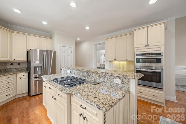 Building Photo - 12004 Camargo Ct