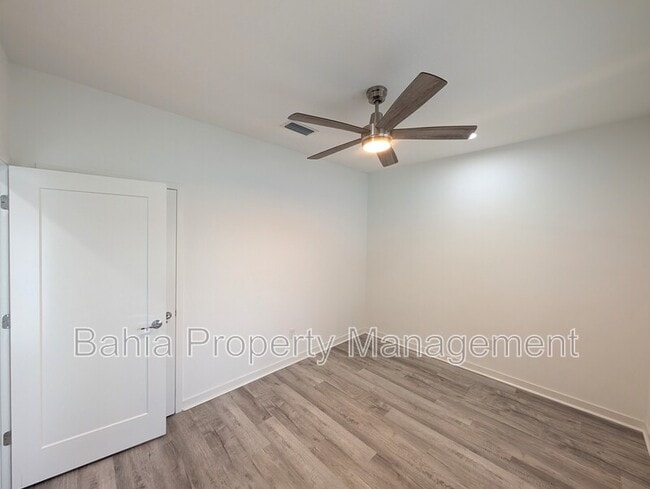 Building Photo - 2108 E 22nd Ave.