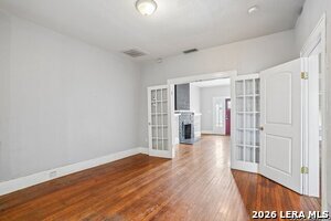 Building Photo - 821 E Quincy St