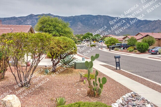 Building Photo - 3647 E Mecate Rd