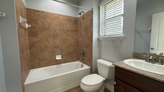 Building Photo - 3720 Messina Dr