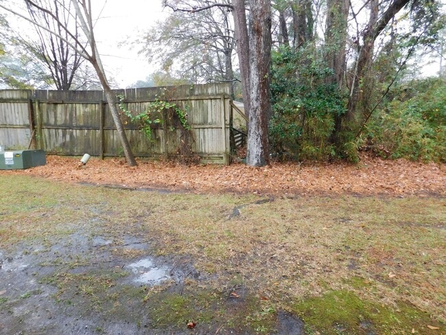 Building Photo - 1509 College Way