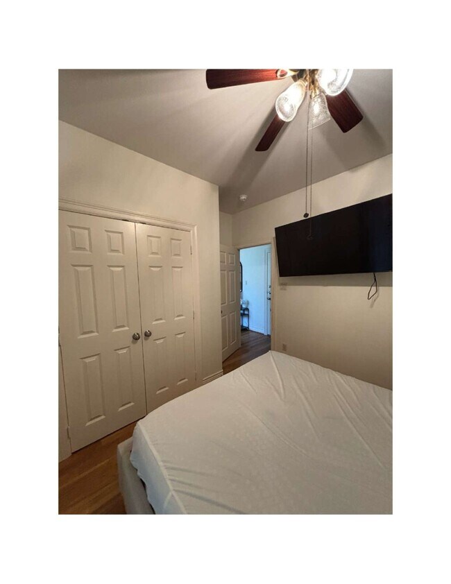 Building Photo - 1306 Birdsall St