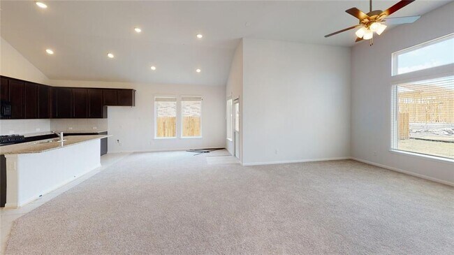 Building Photo - 125 Camella St
