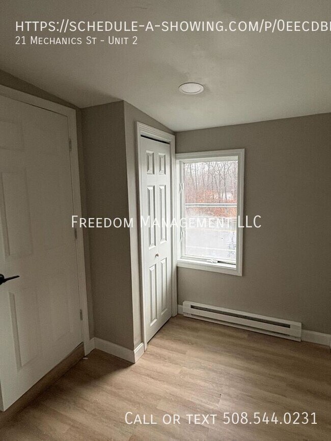 Building Photo - 21 Mechanics St