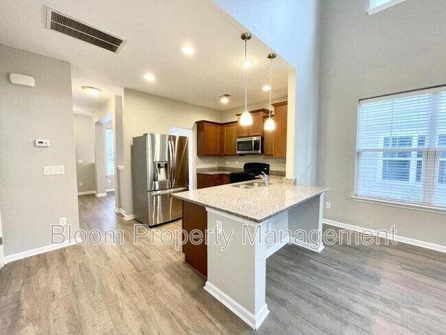 Building Photo - 4995 Hay Bale Ct
