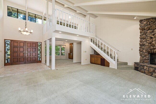 Building Photo - 2609 Fir Park Way
