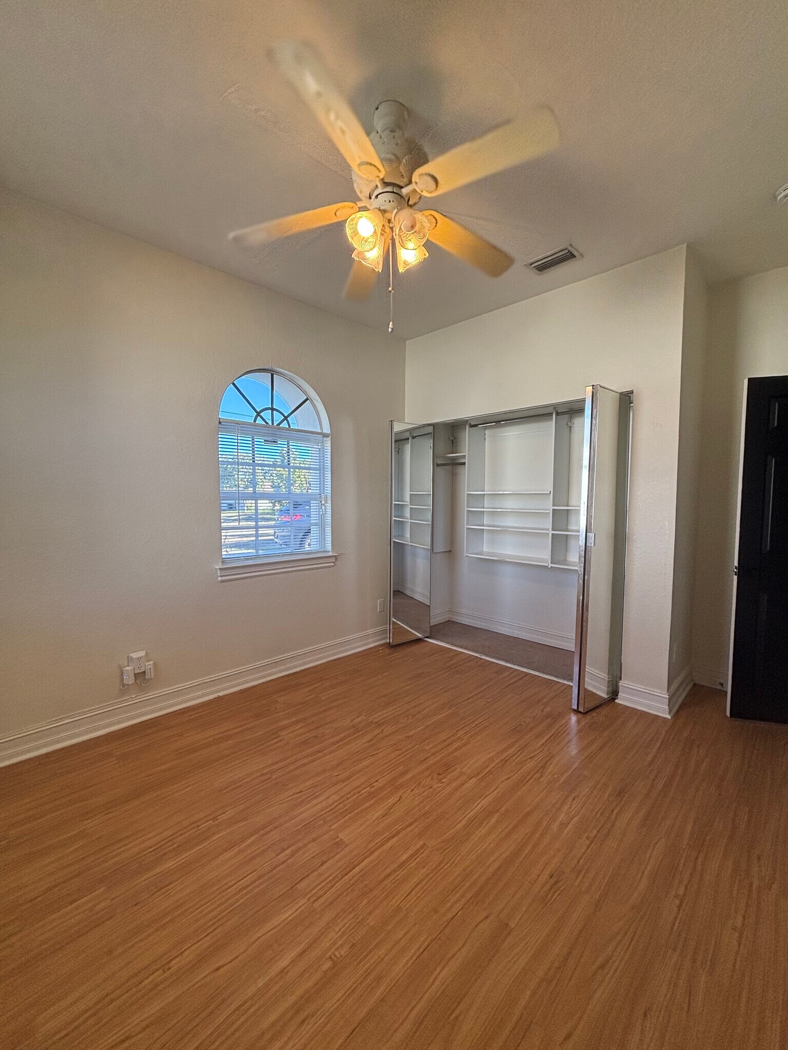 Building Photo - 3013 14th St SW