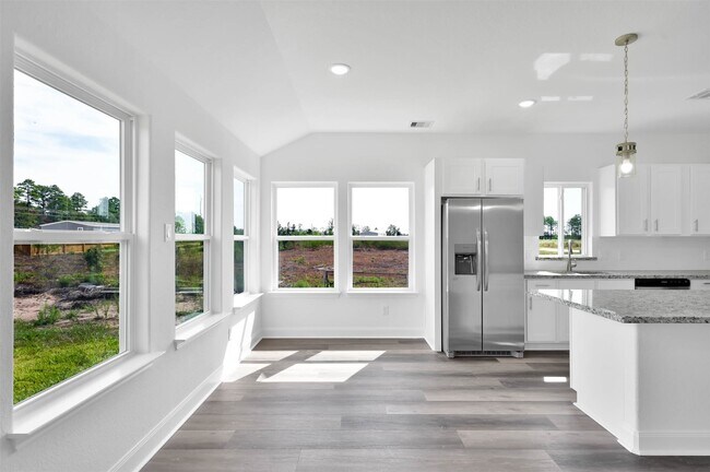 Building Photo - 1089 Rd 5740