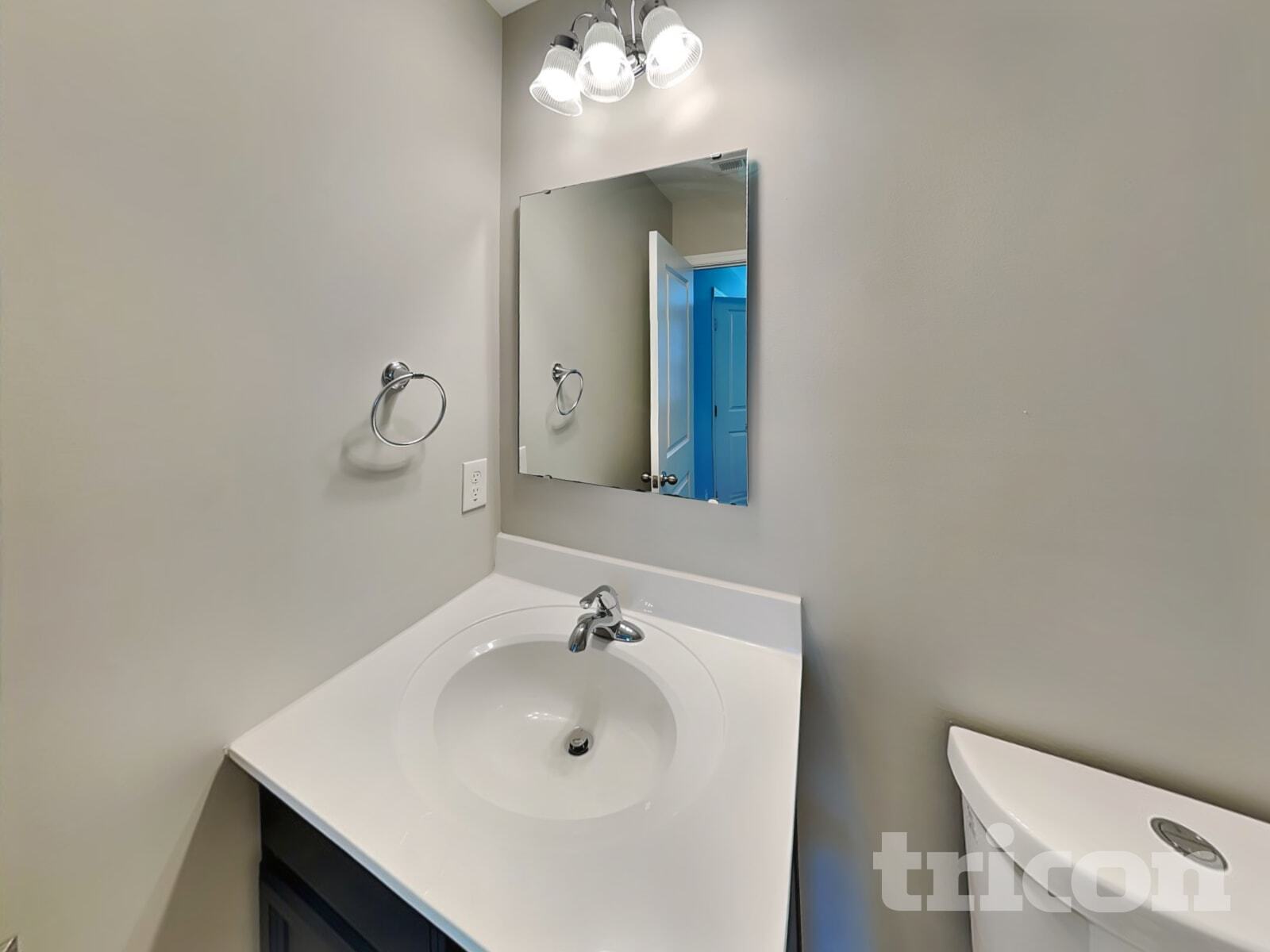 Building Photo - 663 Sequoia Dr