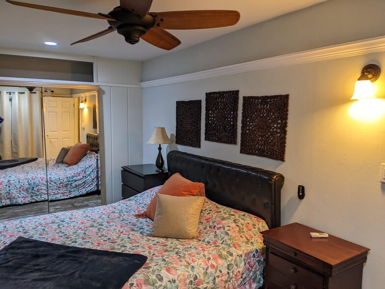 Building Photo - 2158 Balboa Ave