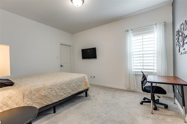 Building Photo - 8220 Bethpage Dr
