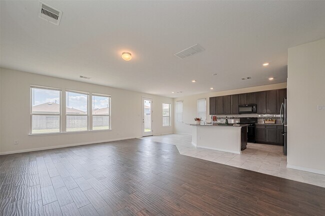 Building Photo - 25327 Cheshire Knoll St
