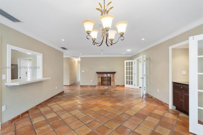 Building Photo - 300 187th St