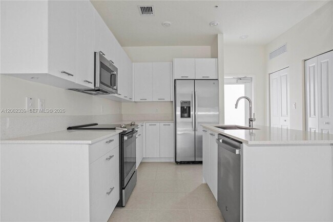 Building Photo - 8001 NW 41st St