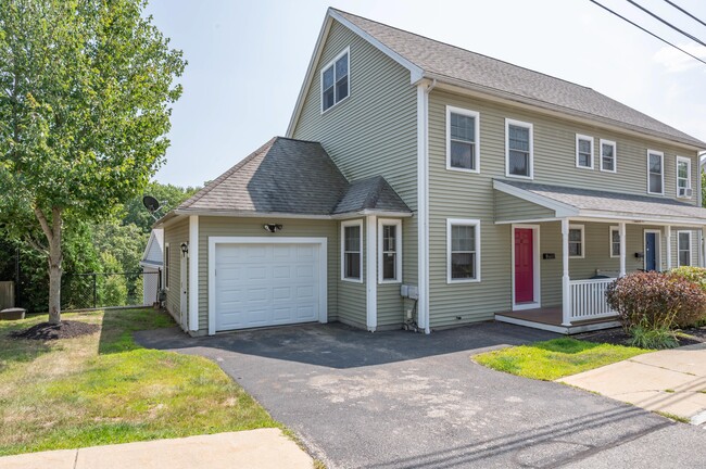 Building Photo - 12 Gagne St