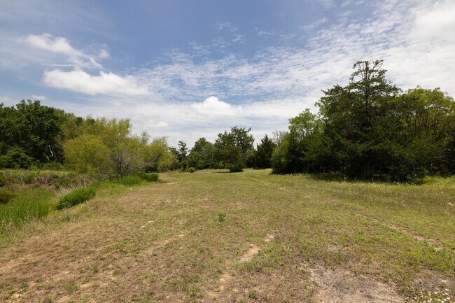 Building Photo - 1471 Co Rd A