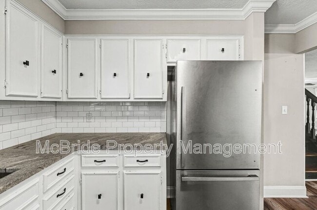 Building Photo - 1304 Dominica Dr