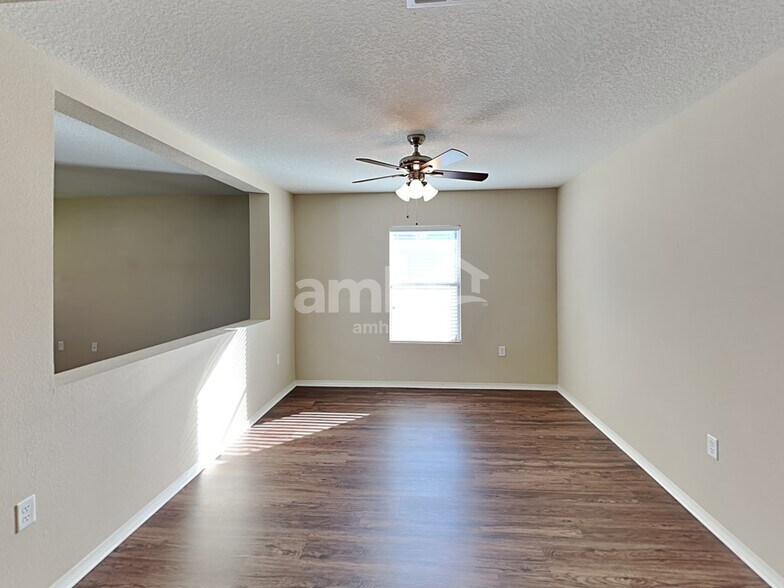 Building Photo - 10920 Pond Pine Dr