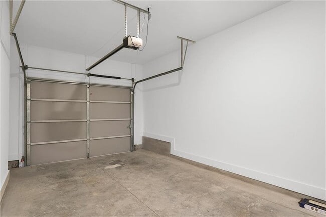 Building Photo - 6433 Scudders Dr