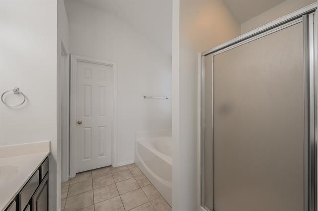 Building Photo - 1075 Port Sullivan Dr