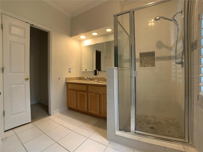 Building Photo - 622 Wisteria Ln