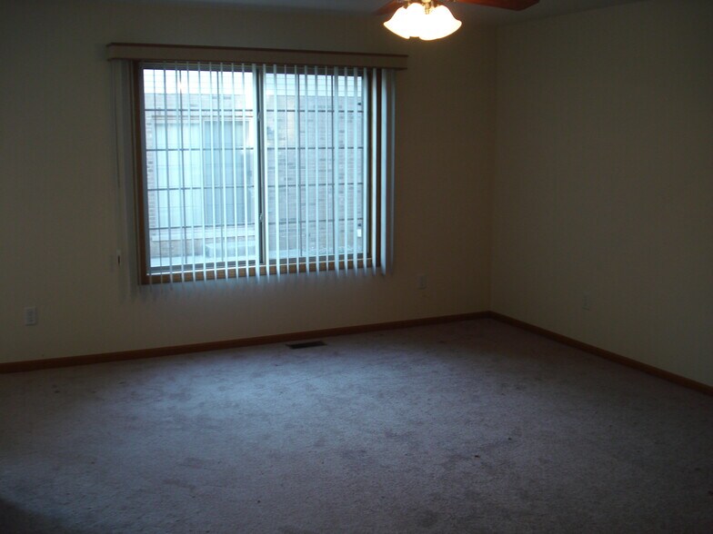 Building Photo - 1273 Winans Ave