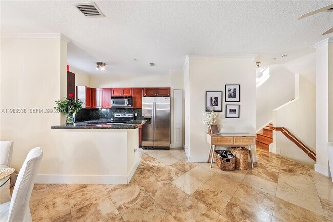 Building Photo - 2767 Coconut Ave