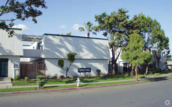 Primary Photo - Sierra Vista Apartments