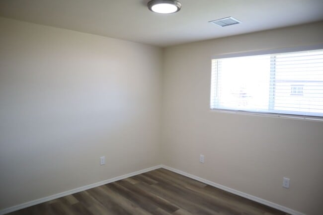 Building Photo - Fully Renovated Home You'll Want To See!