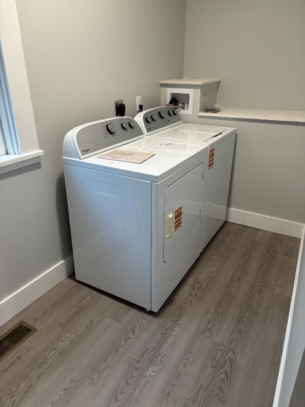 Building Photo - 523 W 17th St