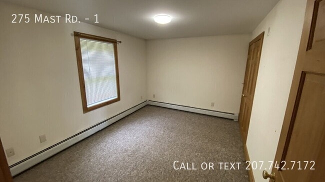 Building Photo - 275 Mast Rd