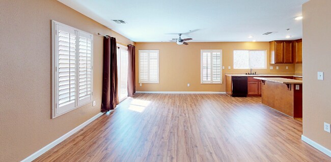 Building Photo - 7337 Camden Pine Ave