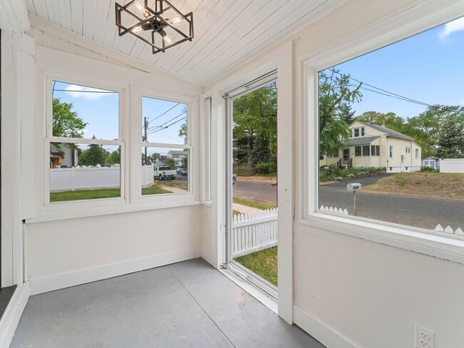 Building Photo - 8534 Orchard Ave