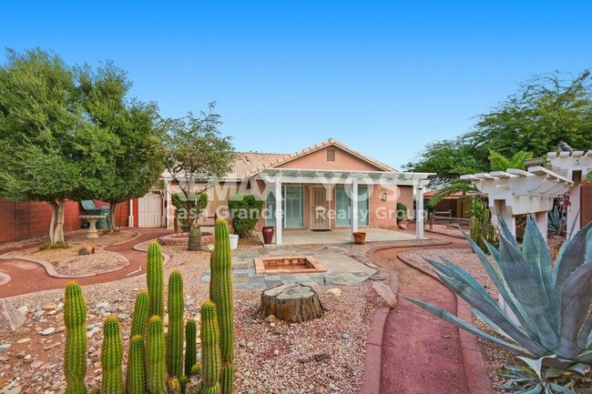 Building Photo - Where Character Takes Center Stage! Now Offering $500 Off First Month’s Rent!