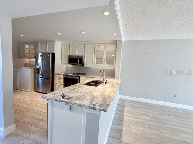 Building Photo - 7351 W Country Club Dr N