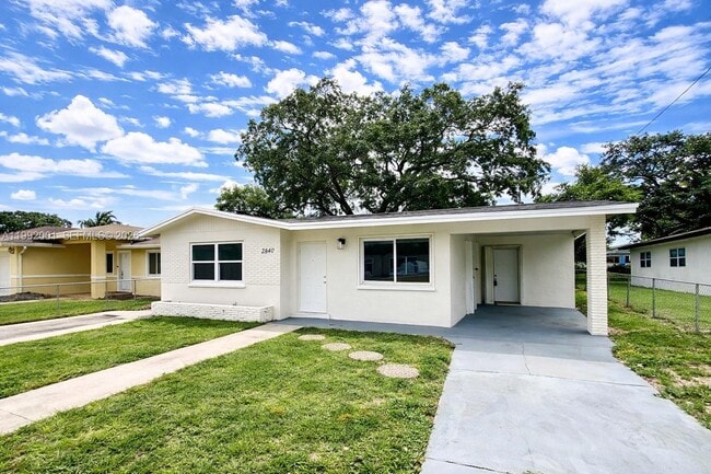 Building Photo - 2840 NW 8th St