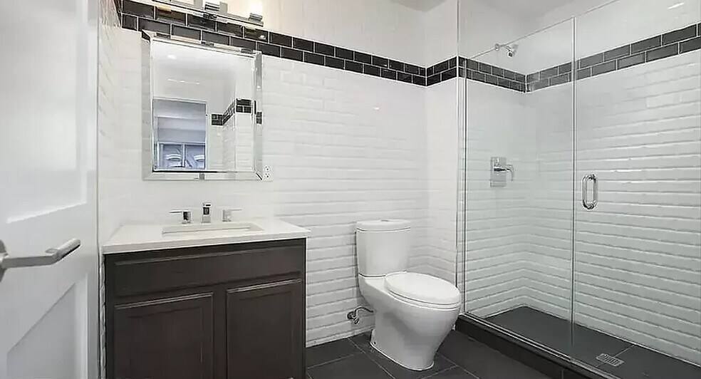 Building Photo - 164 Attorney St