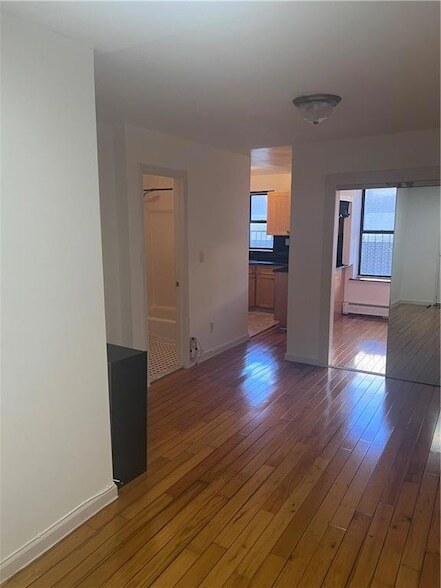 Building Photo - 129 Beach 118th St