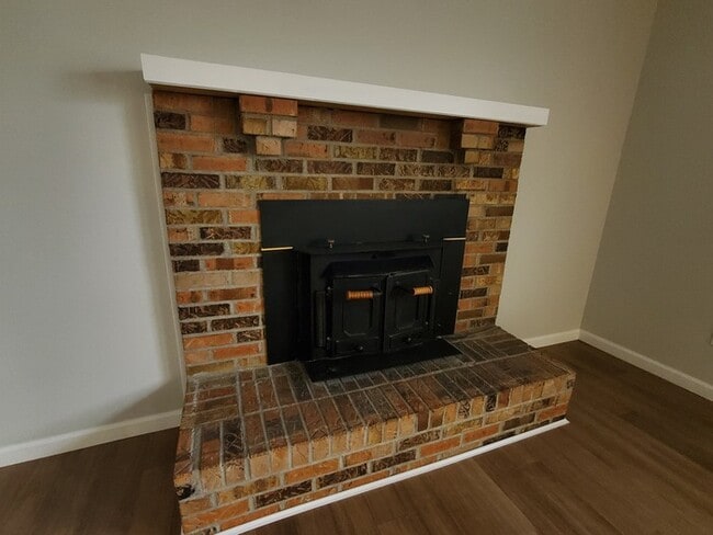 Building Photo - Renovated 4 bed in Westerville!