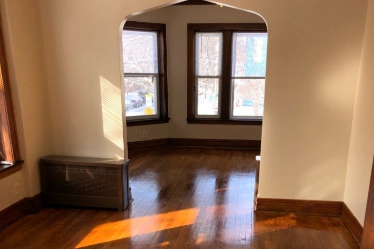 Primary Photo - 3620 W School St