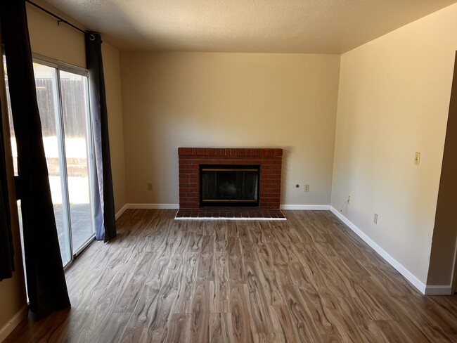 Building Photo - 148 Haviture Way