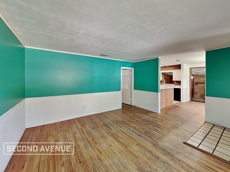 Building Photo - 7583 Patrice Ct