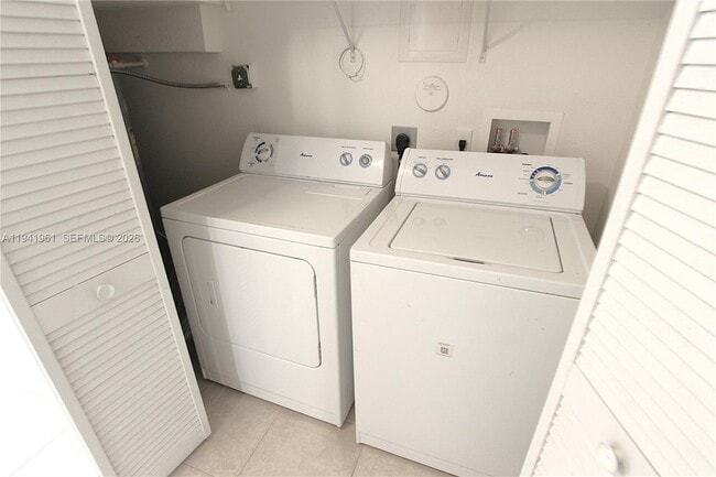 Building Photo - 22821 SW 88th Pl