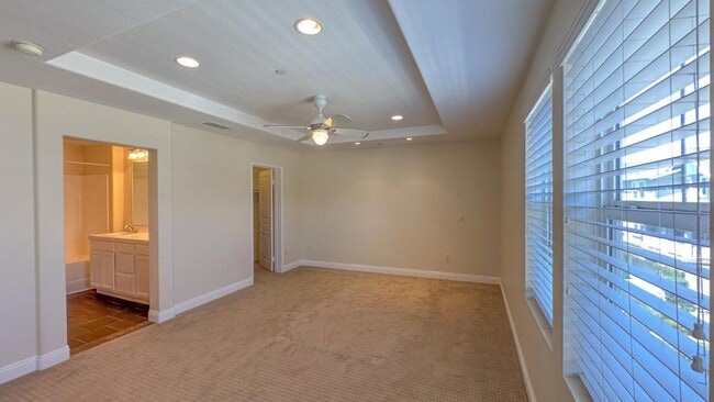 Building Photo - 37 Hinterland Way